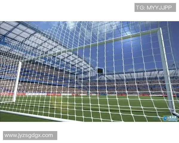 杨强独家解析足球技战术与心态分享助你提升球场表现 杨强独家解析足球技战术与心态分享助你提升球场表现